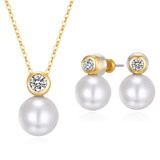 Matching Pearl Set Embellished with Crystals from Swarovski